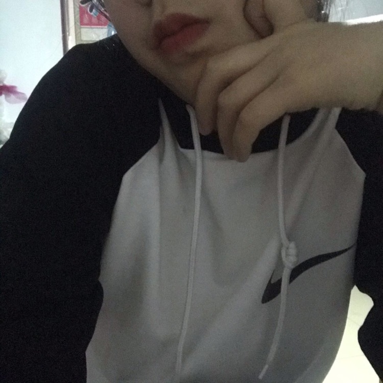A.超甜~-内蒙古自治区·巴彦淖尔市·临河区-快手-拍照技术完全可以.可接拍美瞳.衣服.鞋子