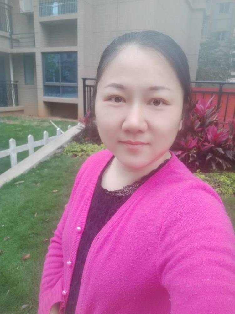 慧-广西壮族自治区·玉林市·北流市--我自由职业,我是新手,接单兼职赚点钱。老板有需要请联系,谢谢!