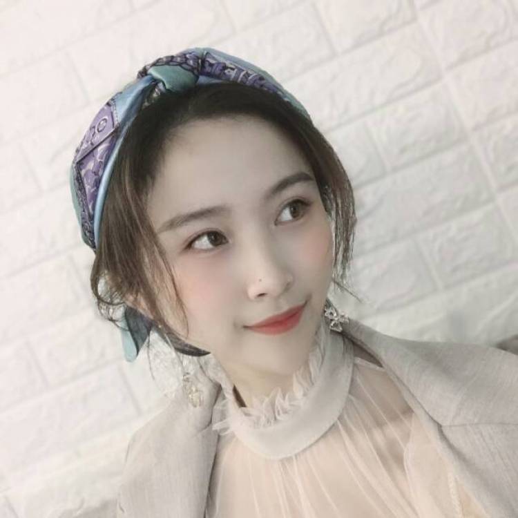 林夕-浙江省·衢州市·江山市-抖音,微博-我是自由职业的宝妈,目前除了带娃没有其他工作,我是平面设计专业出身,P图视频制作都会,特长是跳舞,爱好播音,手工、编发之类的也很感兴趣。想接接适合宝妈的买家秀,直播带货,短视频创作。心比较细,有耐心,