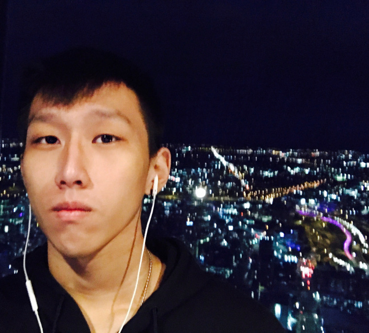 普通羊-广东省·深圳市·南山区-抖音微博-身高190cm 体重76kg
淘宝服装拍摄,服装配饰
平面模特 t台模特
身材比例好 有健身
高街风格,西服风格,潮牌服装都可接