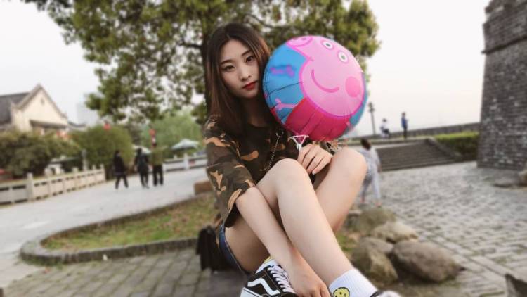 婷哥哥👫-湖南省·长沙市·开福区-抖音-职业:毕业生
兴趣爱好:摄影
梦想:当模特
接单服务范围:买家秀,平面模特兼职,产品开箱测评,商业演出,