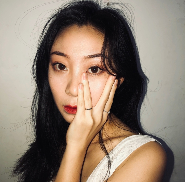 Cee_qin-贵州省·贵阳市·南明区-抖音,微博,***,B站-买家秀,软文种草,推广,会化妆,P图,和简单的制作短视频……