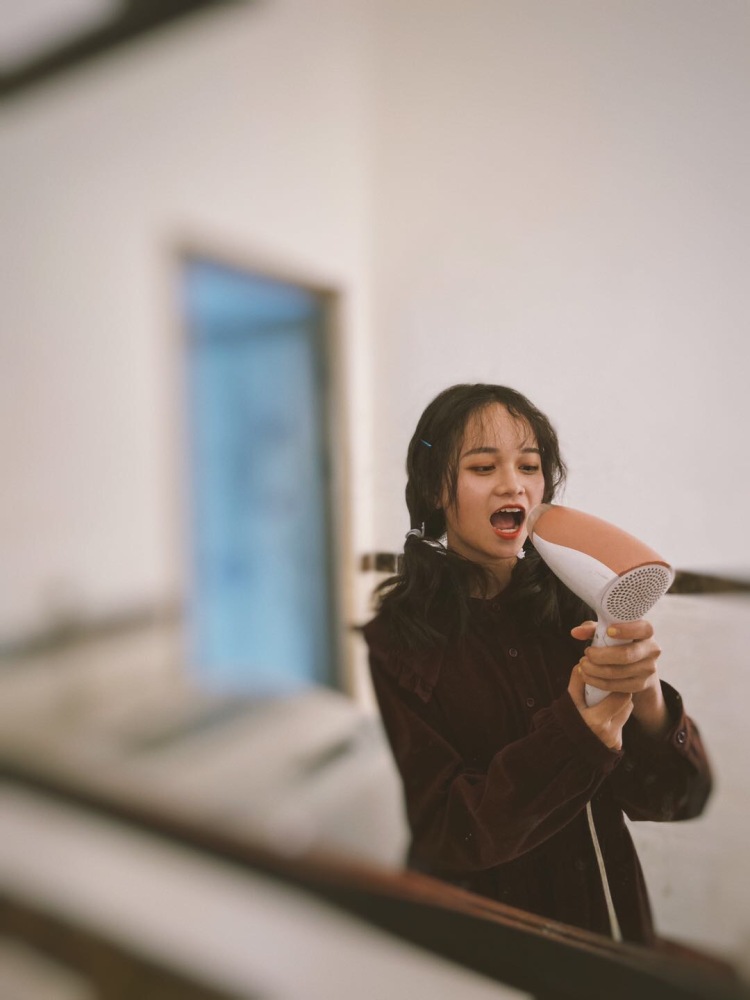 毛豆-广东省·广州市·海珠区-抖音 拼多多淘宝***微博-大学生在线接单,服装买家秀,帽子、耳环、口红、服装、鞋子等等都可以接单哦
平时喜欢拍照 修图 他拍大部分都是原相机出图 也喜欢自拍,关系来甩单