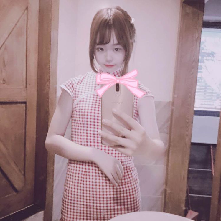 杏里-广东省·东莞市·虎门镇--18岁,155cm,45kg,
OPPO手机拍摄,
小个子韩系风格/
可爱甜美风格/
温柔小清新风格