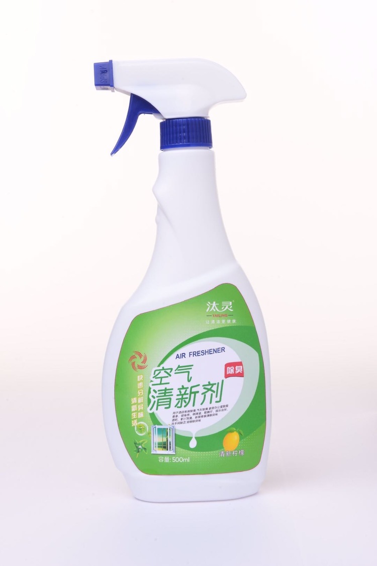 汽车洗护用品加工厂-河北省·石家庄市·晋州市-抖音-1家用多功能清洁剂,适用于门。窗 汽车内饰清洁,包括机头盖清洁,家庭小电器清洁,多年的茶渍清洁,运动鞋清洁,家用家具,沙发清洁,吃饭掉在衣服上的油污清洁,等
2厨房重油除油王,适用于厨房重油油烟机