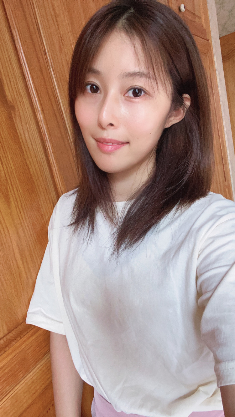🦁ིྀ ʏᵁᴬᴺ 苑-湖北省·武汉市·洪山区-微博,***-买家秀,三钻号,时间充裕,可接寄拍、送拍,测评,会拍照,会P图