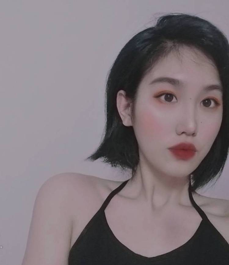 魏什么reallywhy-河北省·沧州市·吴桥县-抖音 快手-爱拍照,会p图,有专业的拍照设备,绝对拍到你满意,可以拍买家秀,美妆,衣服,鞋子,首饰都可以,需要合作的商家可以联系我!
