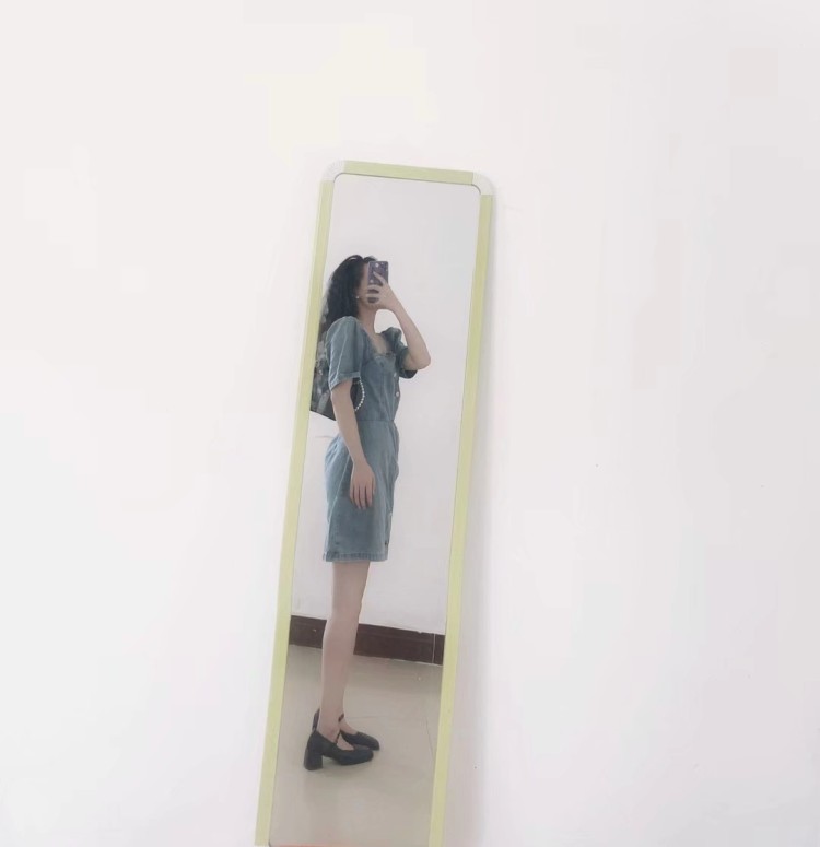 伲迦-广东省·广州市·天河区-美图快手哔哩微博-接寄拍,接对镜拍的商家。买家秀,风格类目不限,费用可以谈。会简单ps.规定期间能出图到满意为止。