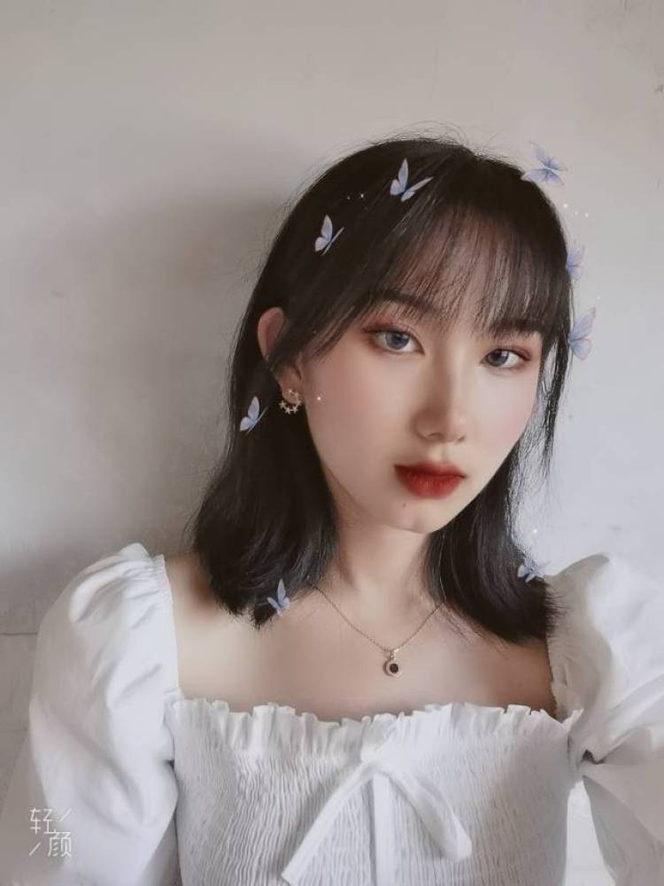 Y -F-吉林省·松原市·前郭尔罗斯蒙古族自治县-抖音和快手-我想要做一些买家秀网拍爱好是唱歌跳舞职业准大学生,在家呆着,想赚点外快,不需要多,自己平时也比较爱拍照,爱拍一些小视频发到抖音,快手网站上