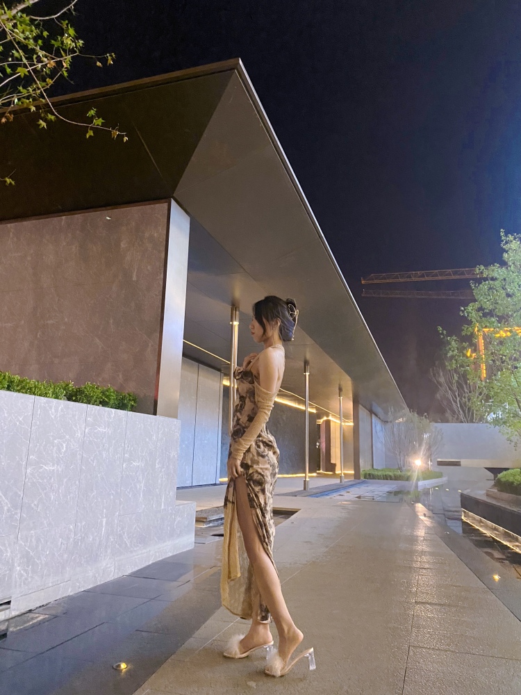 王姑娘✨-北京市·北京市·东城区-抖音、微博等-特长:拍短视频、后期剪辑、喜欢穿搭
接受:买家秀、网拍、饰品等,喜欢接触学习新的事物
希望我们可以在此刻相遇🐳