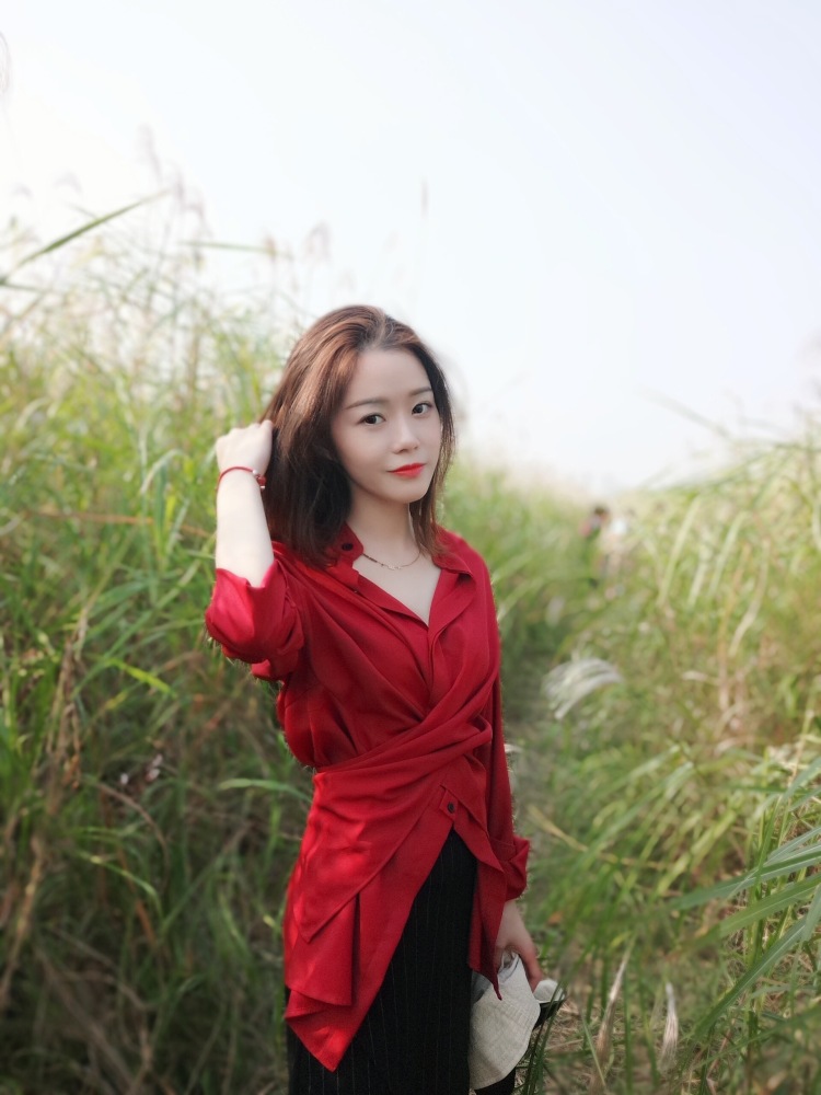 古德奈🌊-湖北省·武汉市·黄陂区-抖音微博***-162cm 45kg 喜欢自拍可接受各种风格,可盐可甜 买家秀 产品开箱测评等都可以 接过买家秀的单 价格都可 谢谢啦🥳