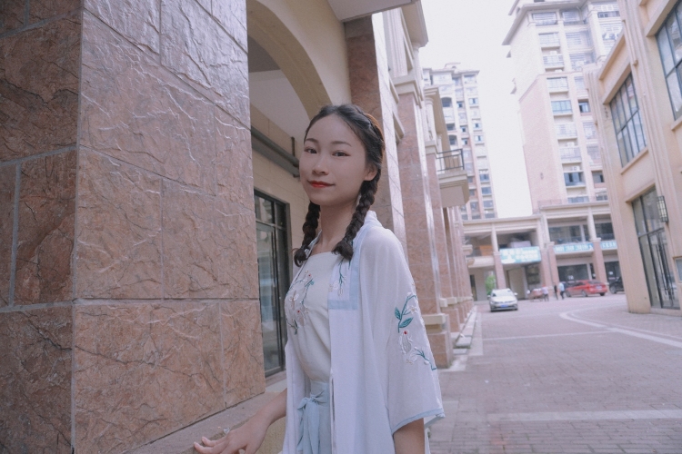 芒果-江西省·宜春市·高安市--接买家秀,接寄拍送拍,出图快,可外景,不满意重拍,可相机出图,欢迎商家大大砸单