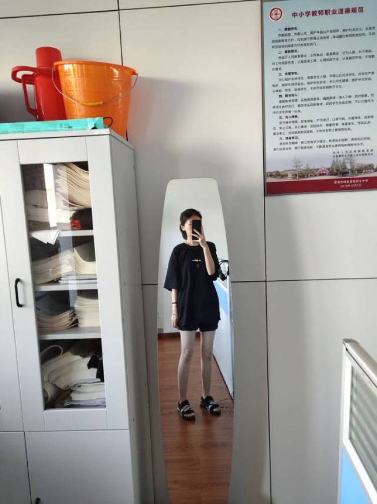 我会p图 会写一些文章 可找我出买家秀 可露脸可不露脸 身高