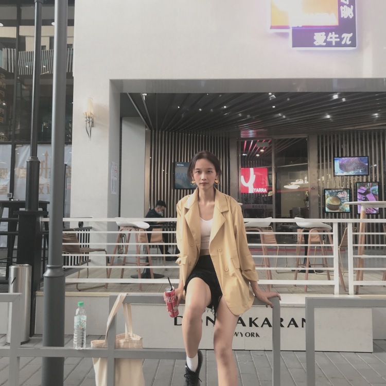 🦧-广东省·广州市·白云区--年龄21 身高163 体重44kg
新人个人模特 买家秀模特请多指教
新手起步 耐心出图 好商
价格好商量
可盐可甜 中性风或者御姐风都🉑️
希望有大哥能中意我
我会给给你好好拍照片的
饰品 包包