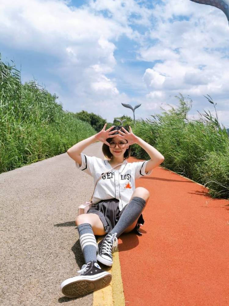 牛奶瓶瓶-云南省·昆明市·盘龙区-*** 微博 淘宝 -买家秀,***,微博,探店,短视频,测评。接单即认真完成!