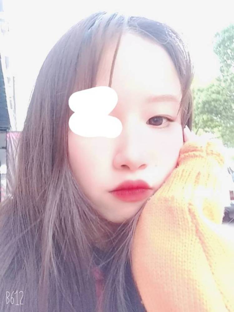柒柒-浙江省·金华市·义乌市-抖音 快手-平常喜欢拍照 会p图 接买家秀网拍寄拍，会尽量满足店家的要求认真负责 照片都是本人 可长期合作