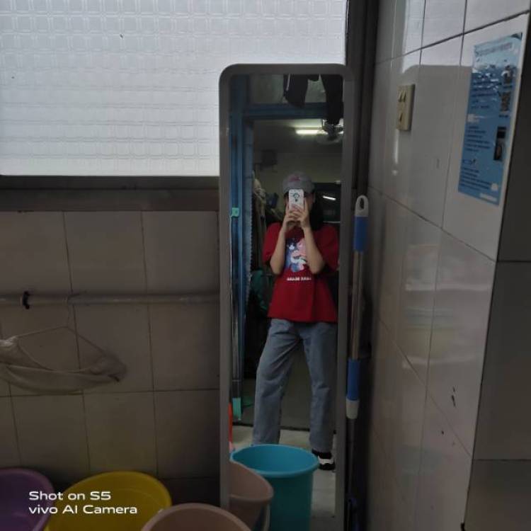 W小姐-湖南省·益阳市·赫山区-快手-可以接买家秀,开箱视频,平面模特,帮忙写种草软文,身高155,体重80-82上下浮动,特长会跳舞