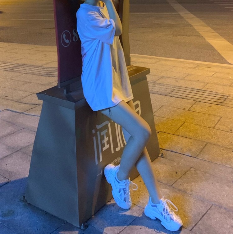 曦曦-湖南省·长沙市·岳麓区-快手 抖音 ***-可接寄拍 评论单 什么都可以 会p照 拍照 室内室外都行 照片是本人 做过几次寄拍 完成度高