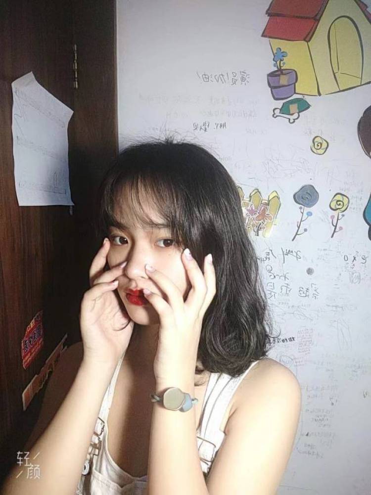 老包👻-河南省·安阳市·文峰区-抖音 -就镜头感ok,在职学生,空闲赚点零花钱..哈哈哈哈价格随意.