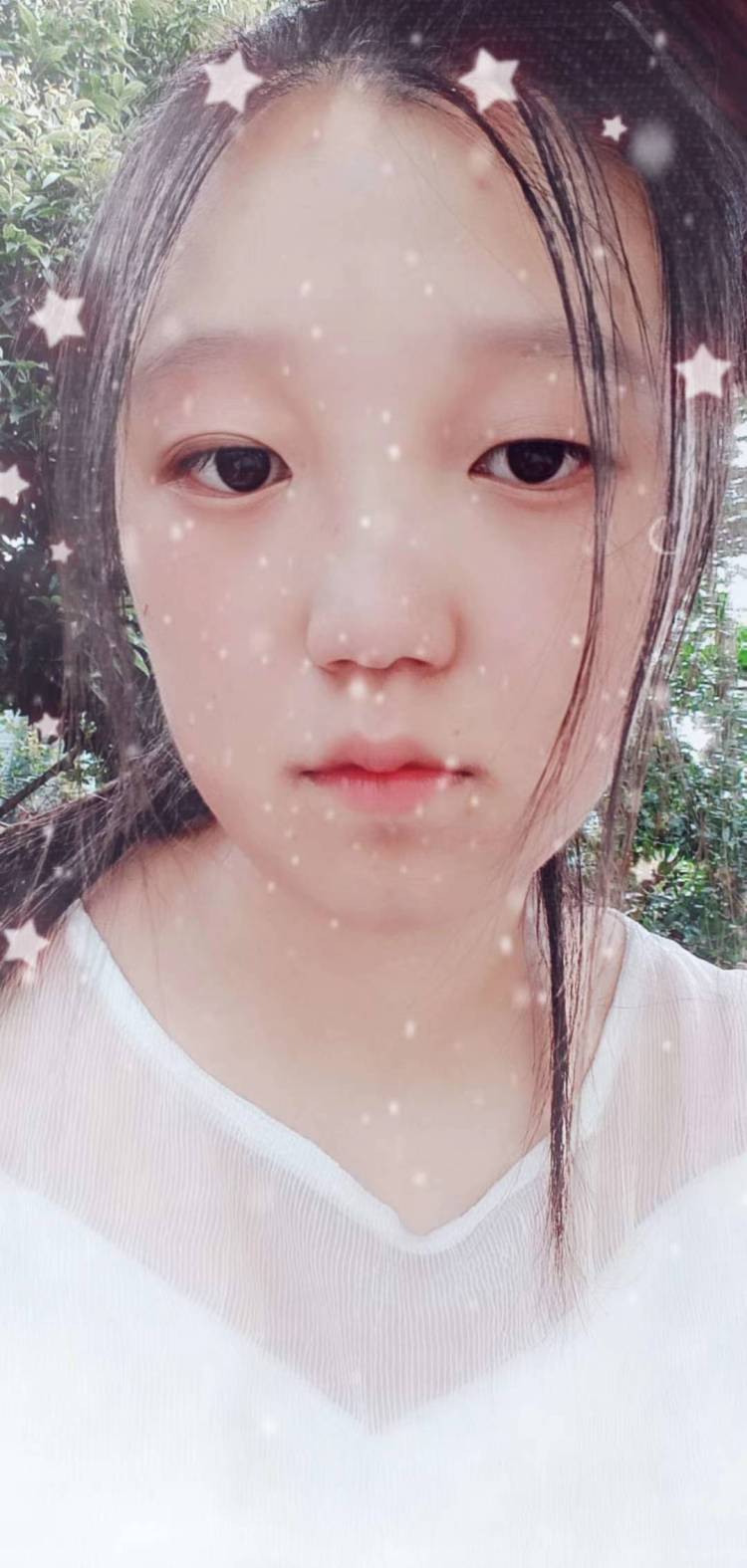 Solitude-甘肃省·陇南市·文县-快手,YY,微信,QQ-体重118,身高162,可接微胖女装,会修图,剪视频。自认为眼睛挺好看的。