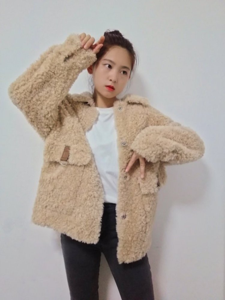杨婉晴-河北省·保定市·定州市--寄拍 送拍都可以 空闲时间很多 会认真且努力完成每一次的合作 刚刚接触网拍 请多指教
