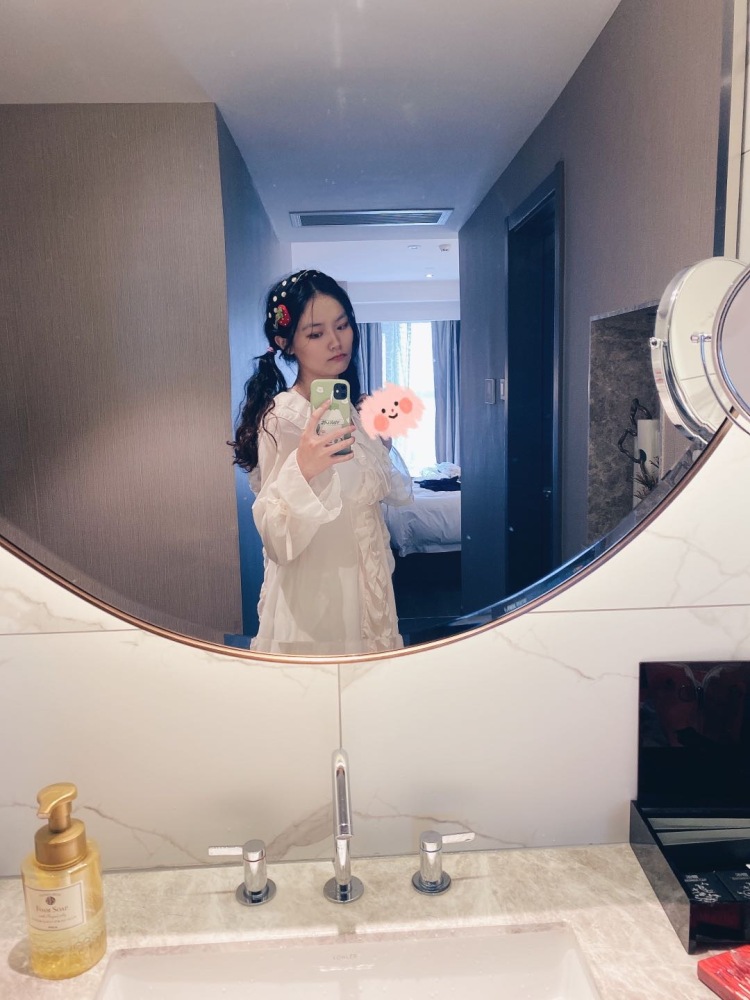 采蘑菇的小姑娘-江苏省·无锡市·新吴区--身高168体重50kg。买家秀,平面模特兼职,种草姬。喜欢拍照,擅长修图。喜欢jk,汉服,风格多变,可驾驭大部分风格。