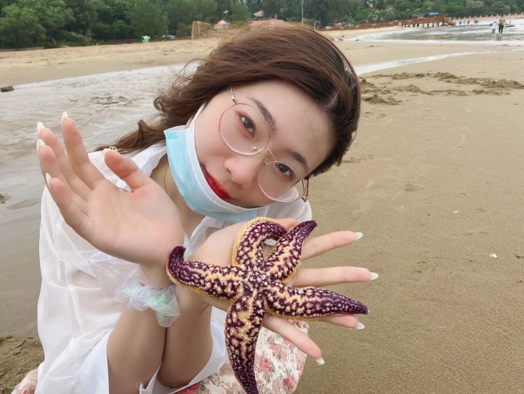 🌻      阳葵-黑龙江省·哈尔滨市·香坊区-快手-新手，会p图，也可拍开箱视频，服饰饰品美甲都可，😋😋😋😋😋😋😋😋😋😋😋😋😋