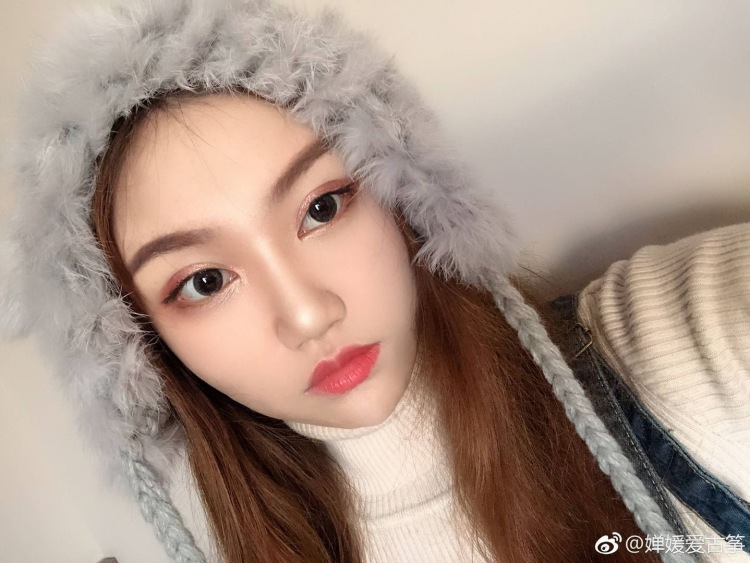 陈11-陕西省·延安市·宝塔区-微博-古筝弹奏 尤克里里弹唱
彩妆试色 探店打卡
衣服食品测评
买家秀