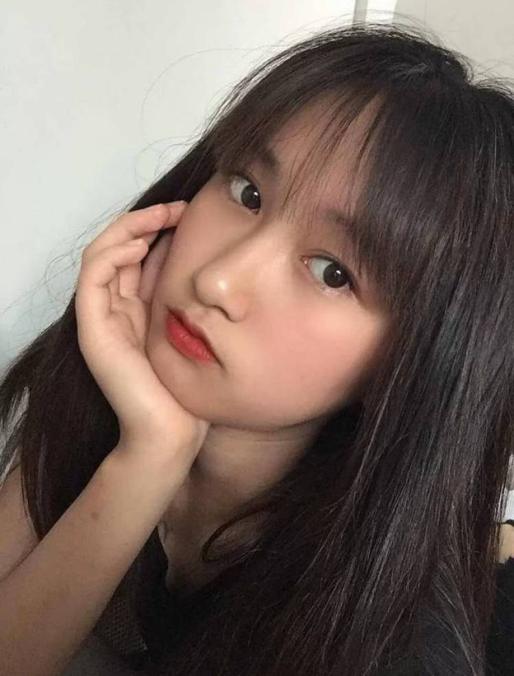 小凤-贵州省·遵义市·仁怀市-快手-我的兴趣爱好就是爱拍照.所以我来这儿一是希望我能够有个好的发展方向二是希望我能够多点零花钱.谢谢!