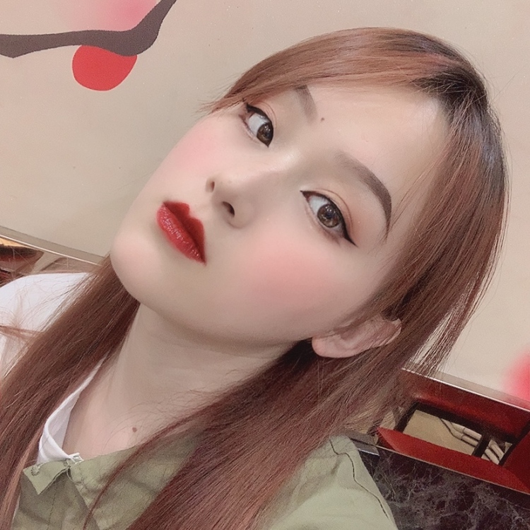 小甜甜🍥-黑龙江省·鹤岗市·向阳区-抖音 快手 微博 知乎-爵士舞教练,接网拍 抖音 快手
30+ 会使用photoshop p图