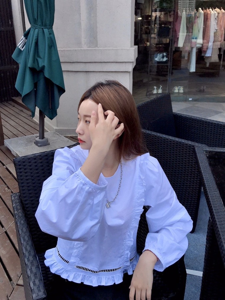 Lee-湖南省·长沙市·雨花区--买家秀2年,接寄拍,网红探店,可甜可咸,喜欢便酷一点,图前4⃣️为最近出图,会使用简单的ps和剪辑功能,如没达到我想的效果可接受重拍,脾气好,两台苹果手机出图,有支架。
