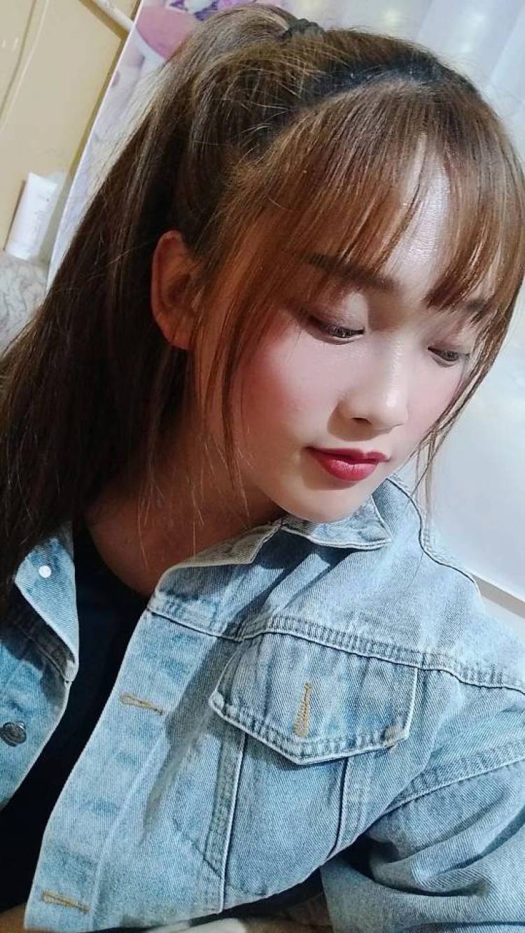 A💗糖甜田💋-山西省·运城市·稷山县--职业:学生
兴趣爱好:吉他
接单服务范围:买家秀、店铺代播