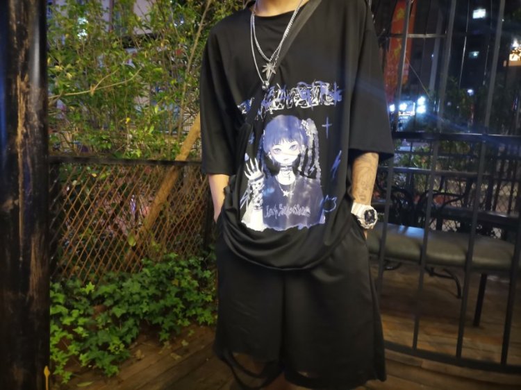 晏十七-贵州省·毕节市·七星关区- B站,快手,微博-兴趣爱好参加各种线下活动,职业模特,是一个有梦想的人,野模,我觉得介绍的再好,不过是为了博眼球而已,但是我觉得我有那个实力,专接,网拍买家秀