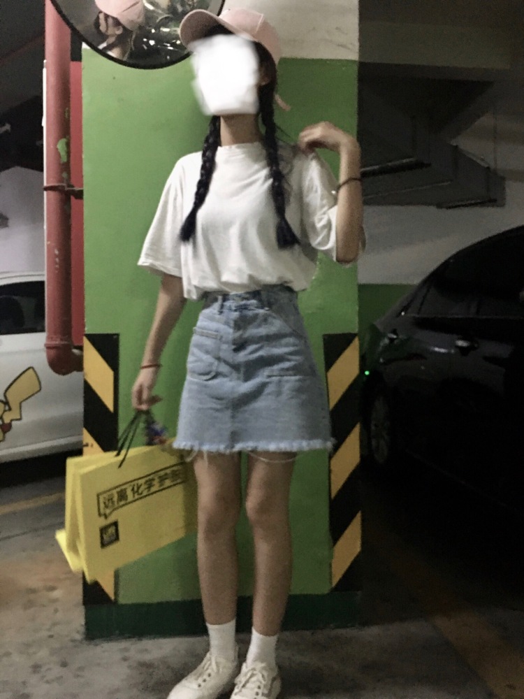 只听你的话.-广东省·河源市·源城区-微博 快手 抖音 -接过高跟鞋网拍 身材高挑 偏瘦 希望接衣服单 其他也均可 身高 168 体重95