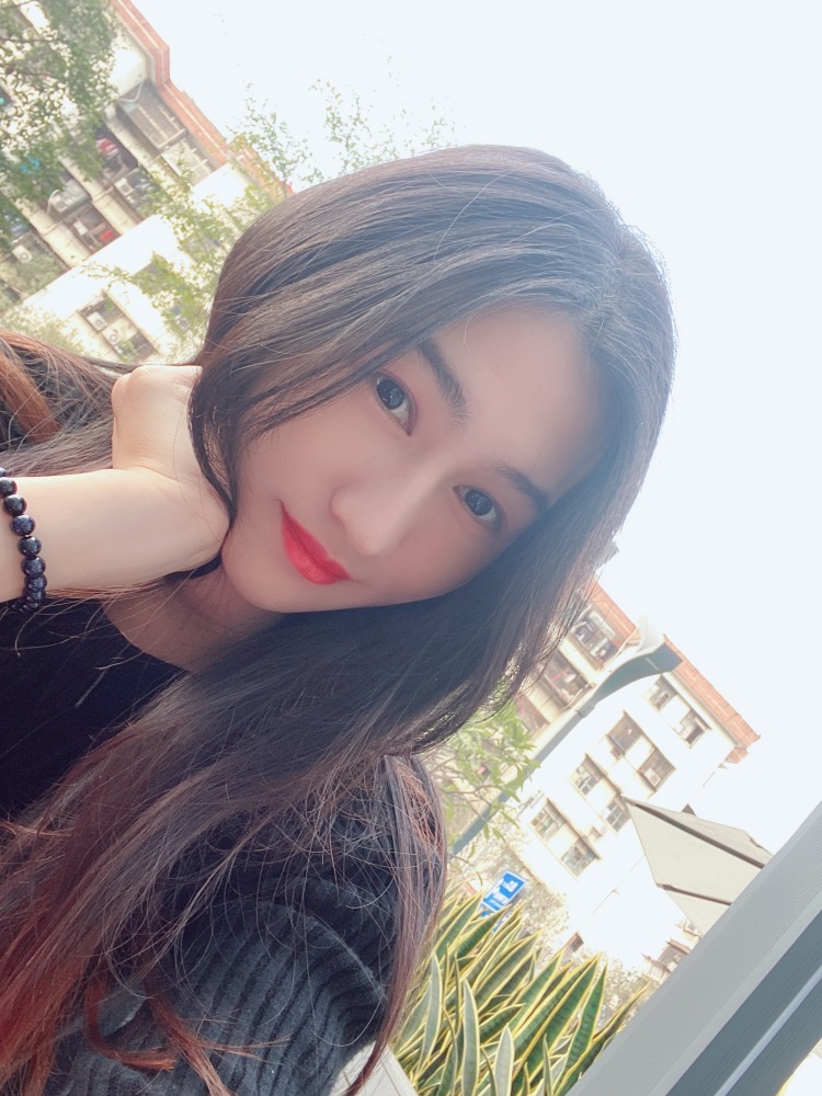 -JiaYI🐳-广东省·深圳市·龙岗区--爱摄影,爱摆拍,会修图,剪辑,喜欢买家秀,卖家秀寄拍作品,风格多样,可盐可甜,赚个零花钱~