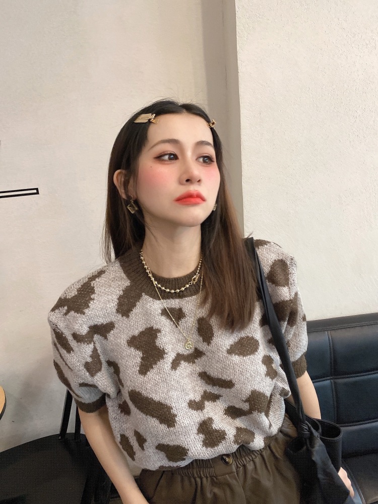 淑淑丫®-广东省·佛山市·南海区--优质买家秀寄拍网拍,身高155,体重85,可露脸,视频图片拍摄都可以,会p图(服饰,饰品,眼镜,包包,帽子都可)价格好谈,可长期合作,运动风,休闲风,日系,韩系,无头风都可以,对镜拍也可以。全国寄拍,