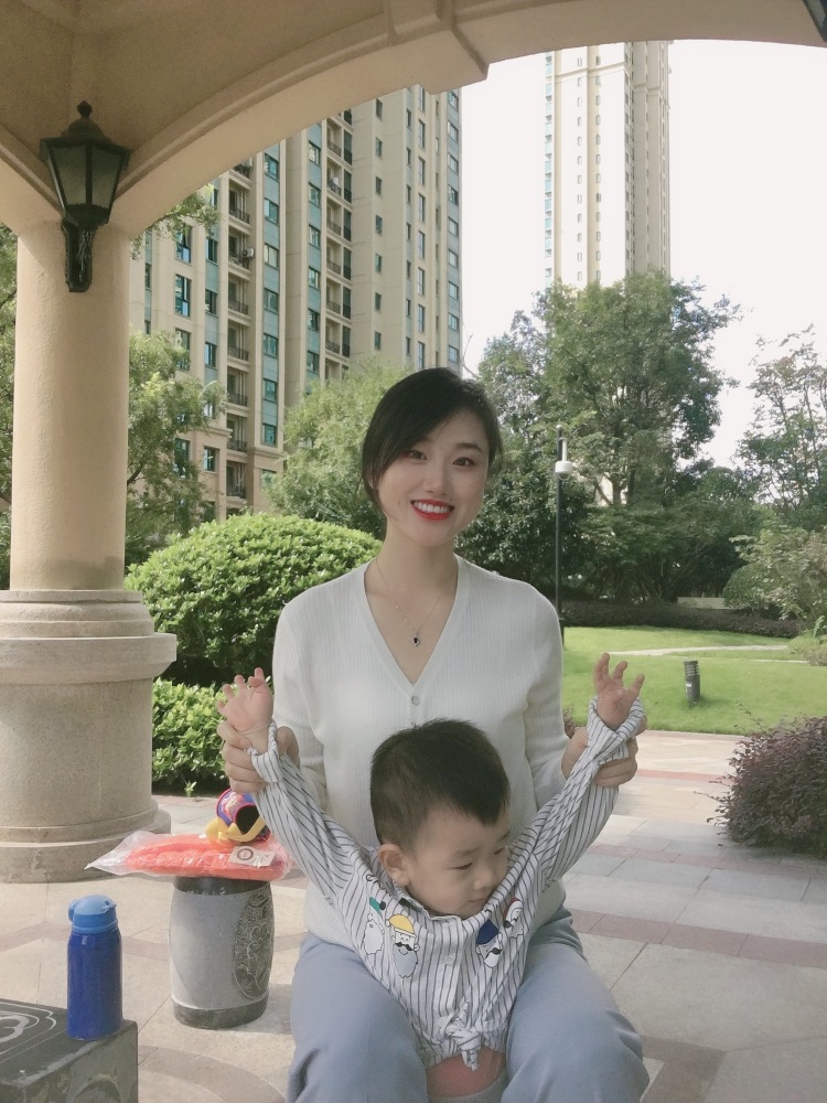 笑者-浙江省·嘉兴市·海盐县-***-买家秀 开箱测评 可以做推广 饰品佩戴 所有单都愿意尝试,本人目前是全职宝妈,有大量时间 ,私下喜欢烘培 制作手工 一直在尝试新鲜事物,
还有宝宝2岁可以接母婴用品衣服等
亲子装 欢迎各位老