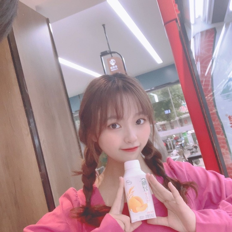 bi8bo-安徽省·合肥市·蜀山区-***，微博-买家秀，开箱视频，探店打卡，喜欢拍照爱尝试各种风格，看上的联系