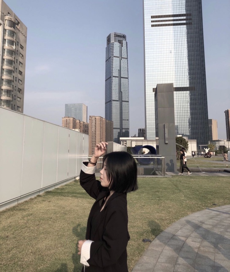 海里有星星-湖南省·张家界市·永定区-快手,***,抖音-擅长拍照,开箱测评,探店分享,穿搭,长期接单,人缘好,爱玩快手,***,小有名气。