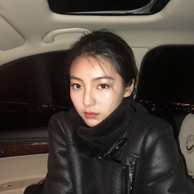 💮-云南省·丽江市·古城区-***，抖音-我的职业是一位舞蹈教师，大学专业是舞蹈专业，性格开朗活泼！虽然没有什么粉丝基础，但是希望通过自己的努力让更多人喜欢我。