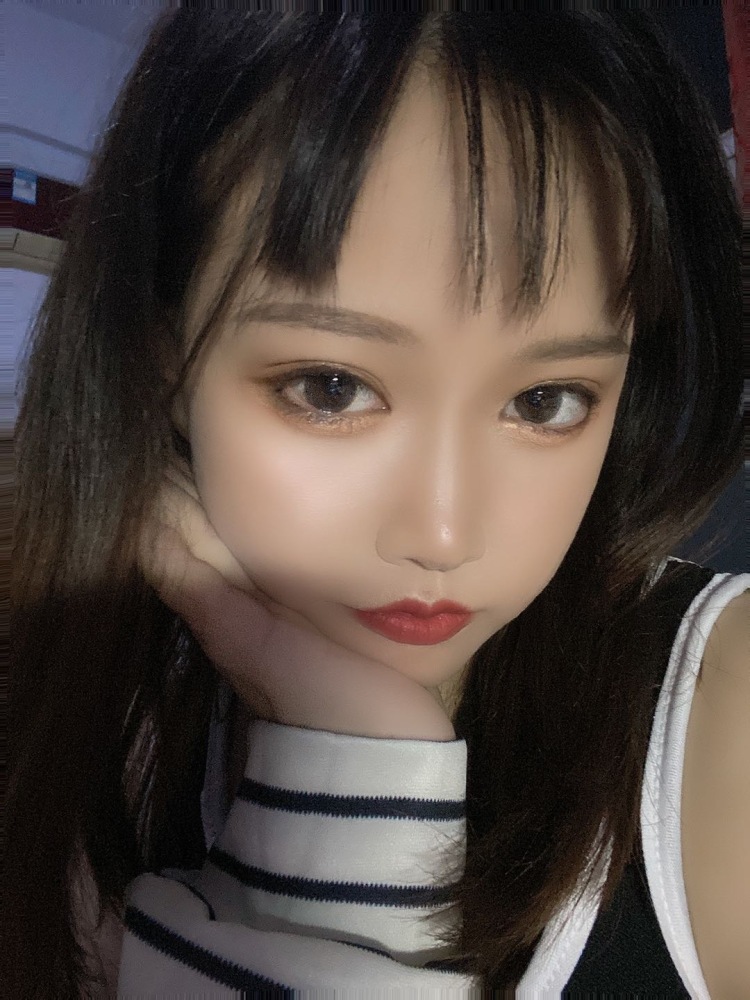蜜桃妹妹-河南省·安阳市·文峰区-抖音 *** 快手 微博 -喜欢化妆 自拍  对化妆品有一定的了解 衣品自我感觉良好  风格多于中性风