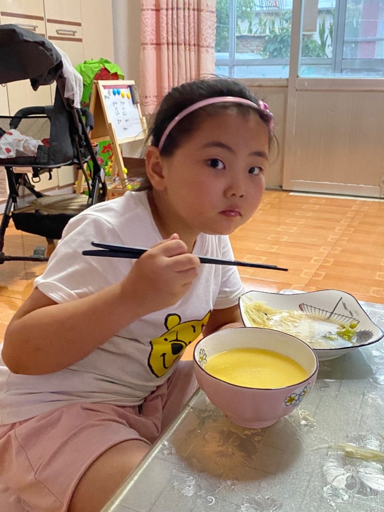 睿泽妈咪-山东省·德州市·陵城区-***-全职二胎宝妈,大宝8岁女童,二宝男童7个月,新手,可以承接买家秀,寄拍,大码女装,女童服装,母婴用品玩具