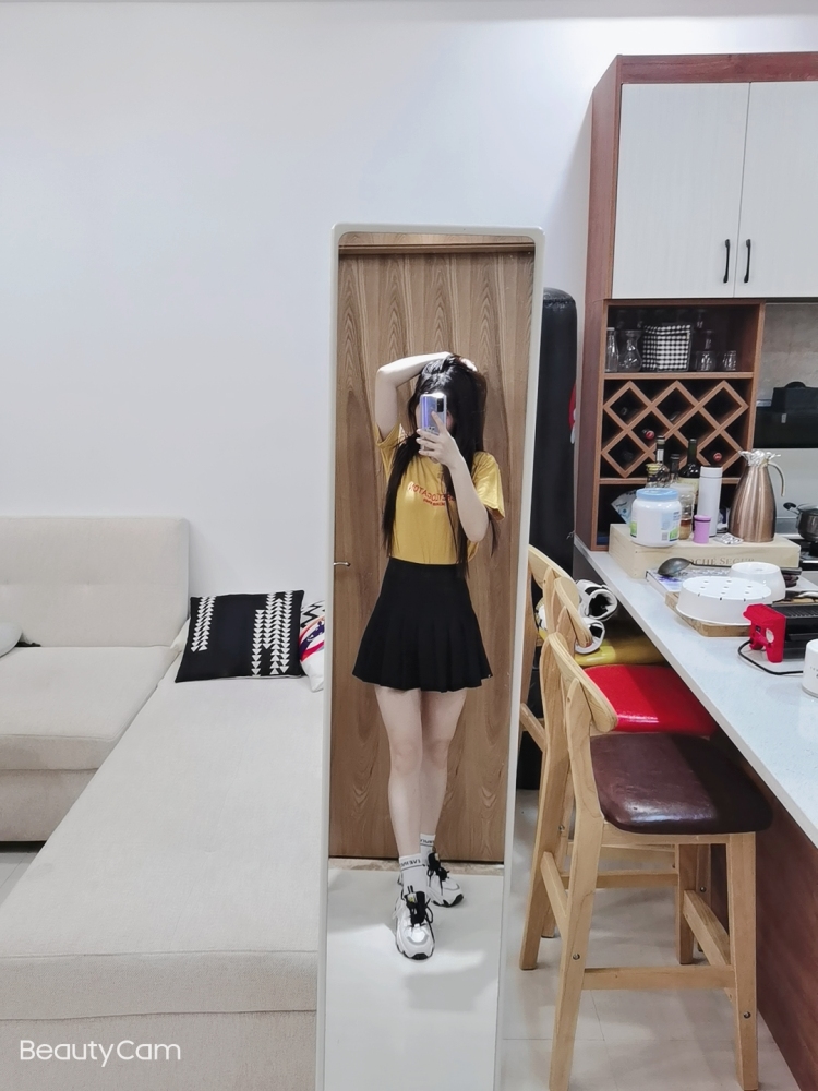 婷婷(Tina)-江西省·赣州市·章贡区-***-我是一个爱健身、爱穿搭的姑娘,平时空闲时间比较多,想利用起来做一些自己喜欢的事~可长期接寄拍~