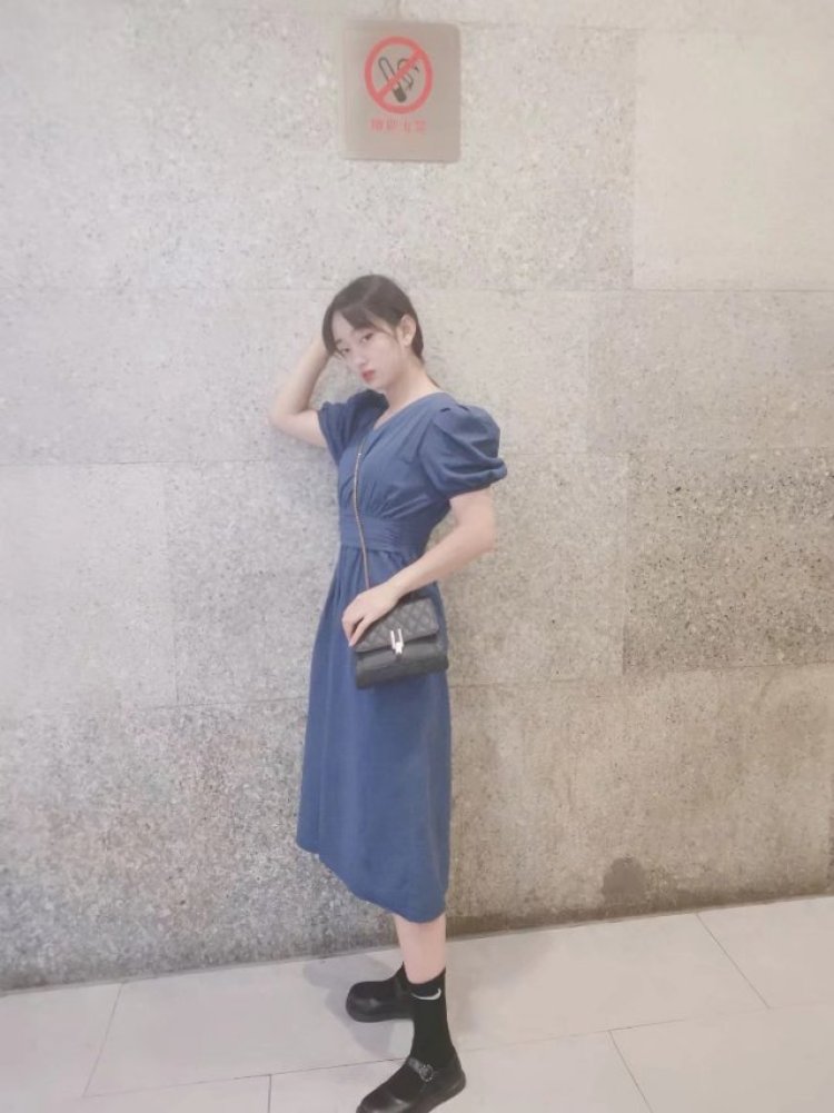 十九-河南省·安阳市·文峰区-抖音 微博 -买家秀 网拍模特单 寄拍送拍都可以做
以下是之前接过的单子(耳环 包包 连衣裙 口红等)