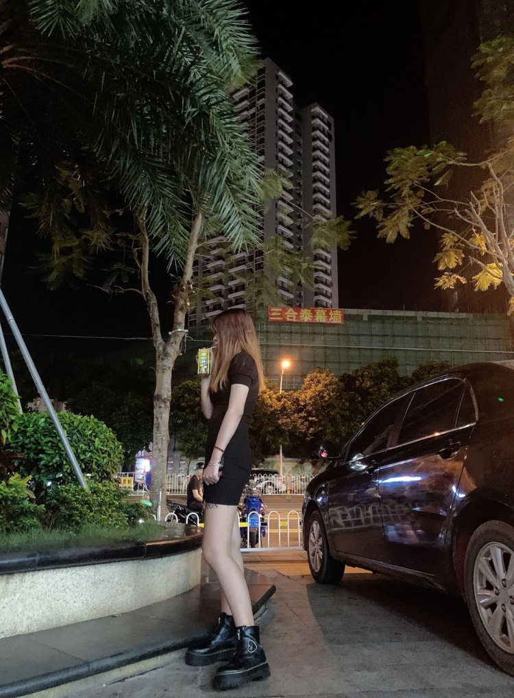 💭-广东省·深圳市·南山区-抖音,快手-本人身高161左右,可接卖家秀,会修图ps,会发文种草,快手有100以上的粉丝,常看***,抖音app!
