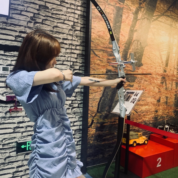 z.-福建省·漳州市·芗城区-***-喜欢拍照探店有做过服装销售会色彩风格搭配,平时也会跟朋友推荐用什么护肤品搭配服装