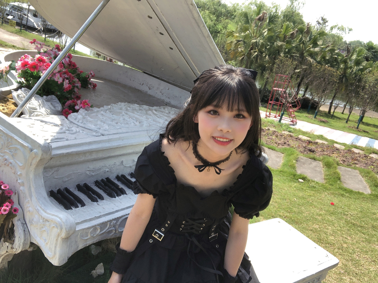 hoshi-四川省·泸州市·龙马潭区-抖音、微博、知乎、***、B站-会日语,擅长jk制服、汉服、和服等拍摄。
可接买家秀、软文种草、短视频带货、产品开箱测评、网红探店打卡、平面模特兼职、校园推广、营销推广。