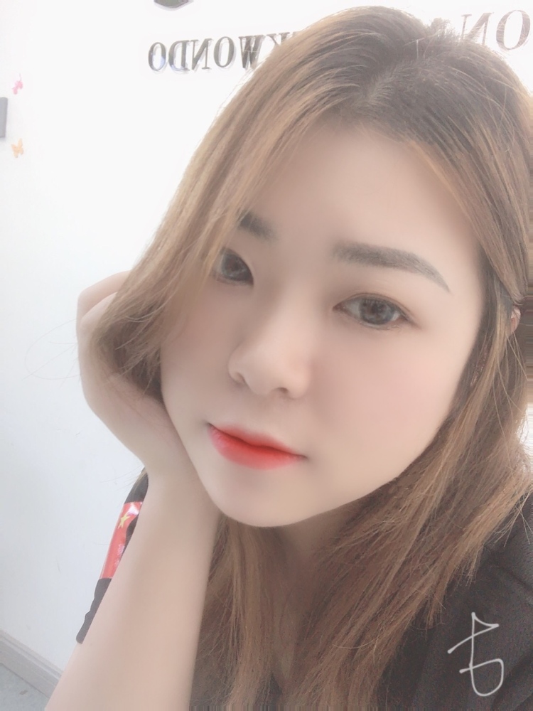 甜茶-重庆市·县·云阳县-抖音,***-买家秀,寄拍,美瞳,饰品都可。会化妆,美甲。出单快,可重拍,新人求照顾