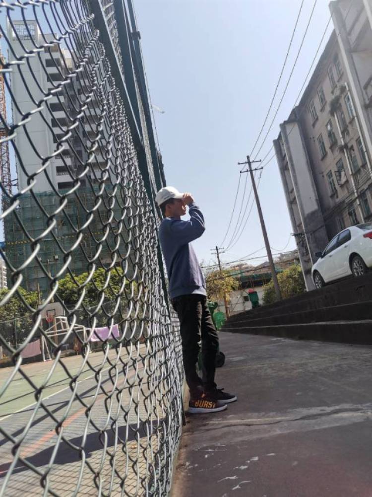 ok-广西壮族自治区·柳州市·鱼峰区-抖音-每一个单都会用心做好，买家秀，短视频文案都可～
下图是和男友共同完成的买家秀，供参考～