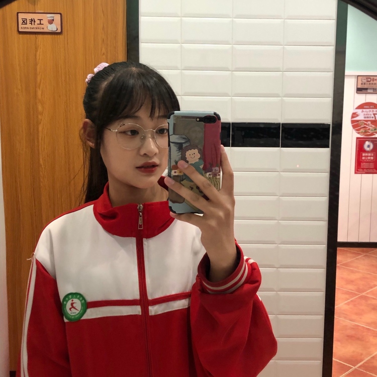 我有点困了-陕西省·渭南市·临渭区-快手-非常喜欢拍照，会修图，调滤镜，完成任务速度快，期待和各位合作